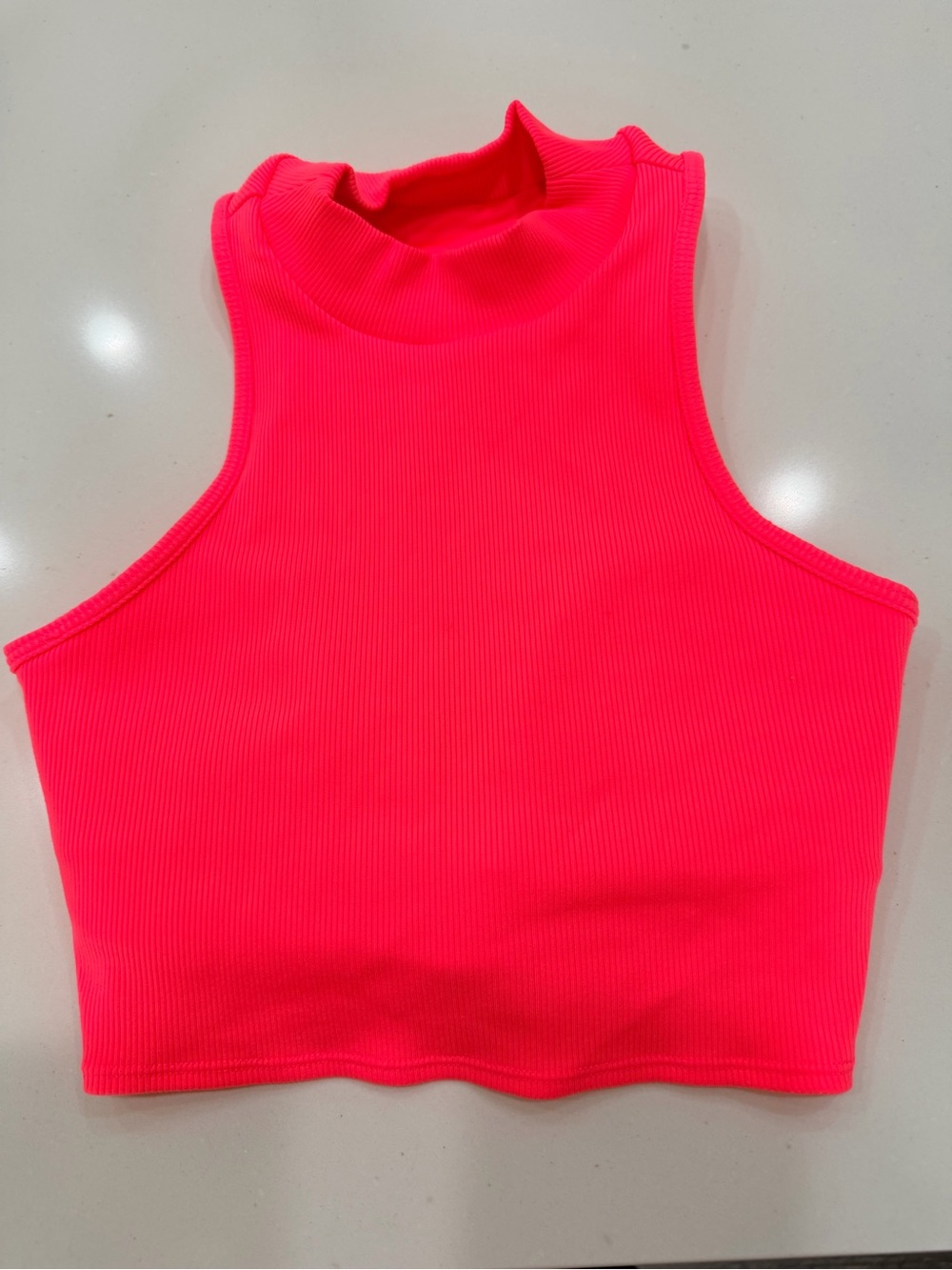 Alo Ribbed Mock Neck Crop Tank Top - Neon Pink